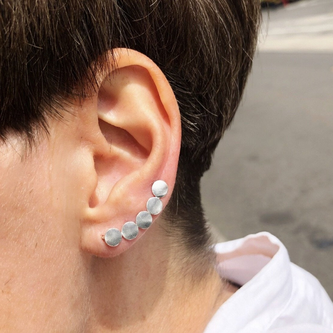 Silver bubble climber earring