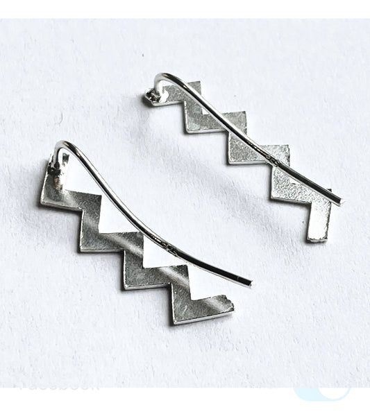 Zig Zag climber earring