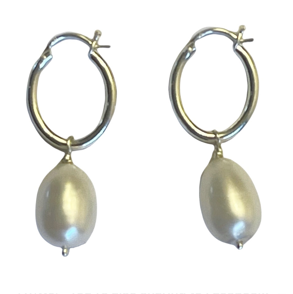 Pearl hoop earring