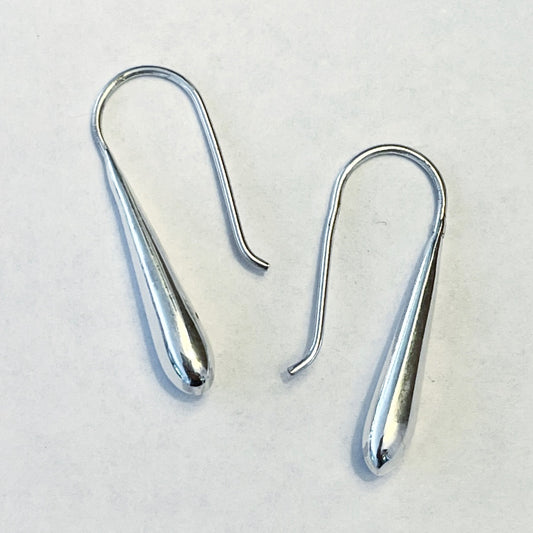 Teardrop earring