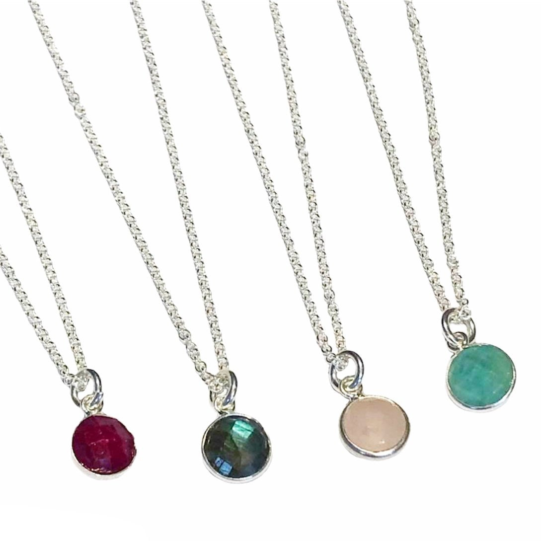 Gemstone choker necklace
